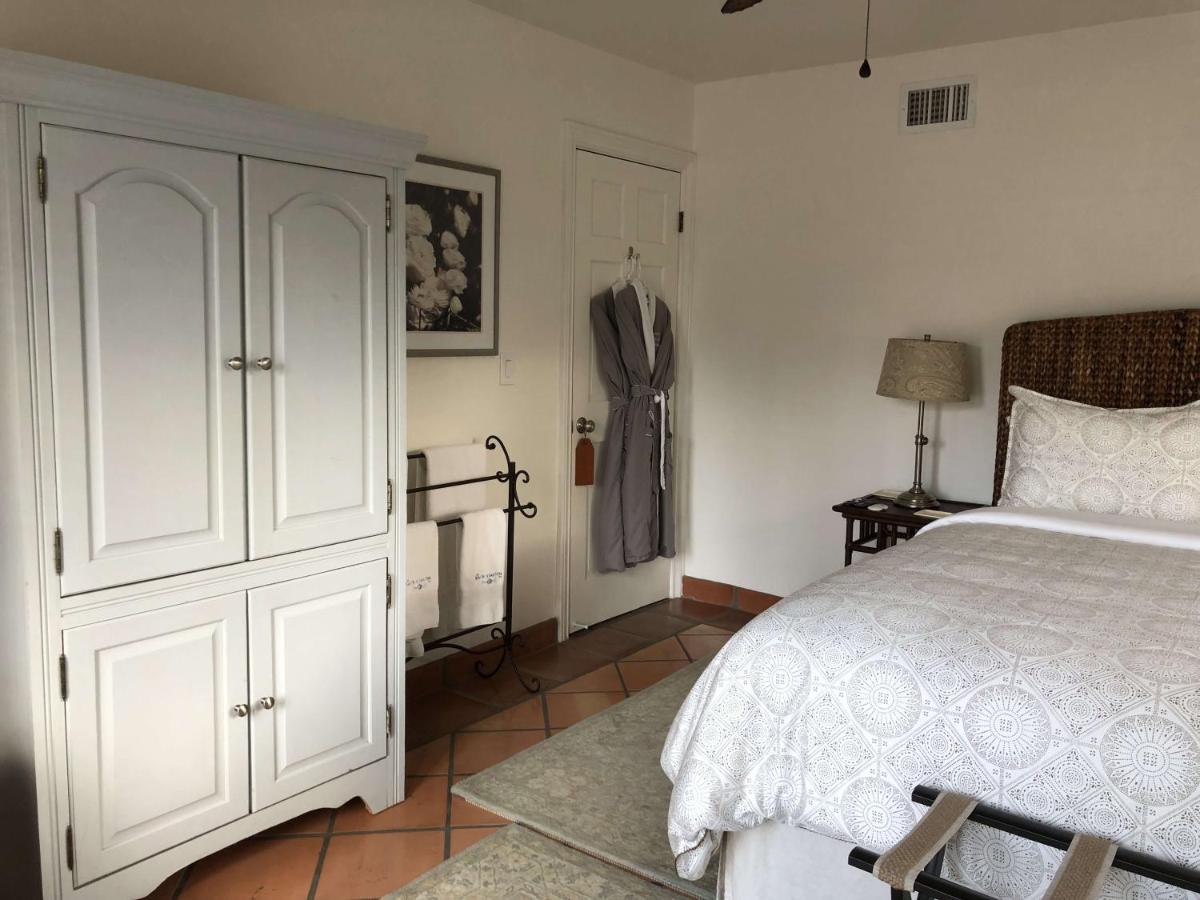 Kate Stanton Inn エンシニータス エクステリア 写真